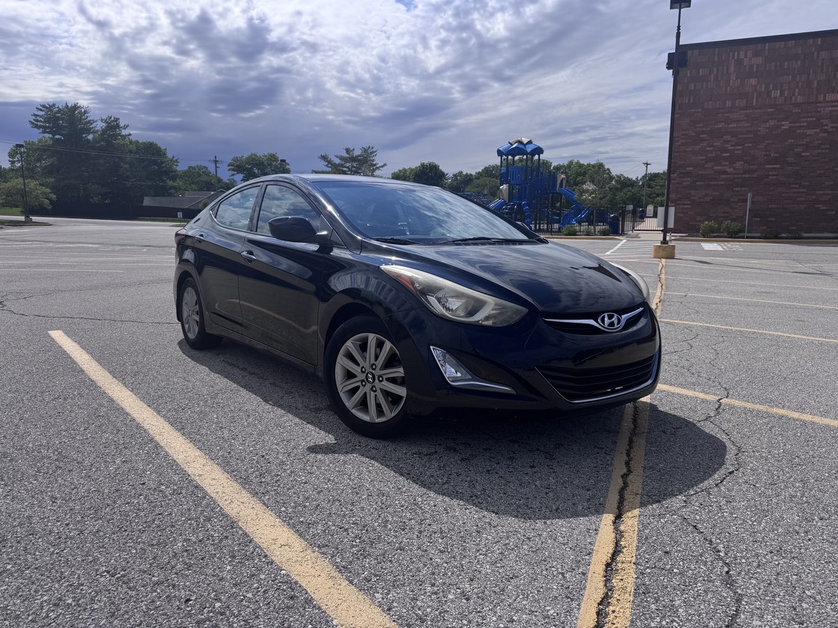 2015 Hyundai Elantra 1.8 SE A/T's photo