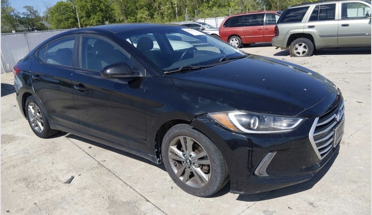 2017 Hyundai Elantra 2.0 SE A/T PZEV's photo