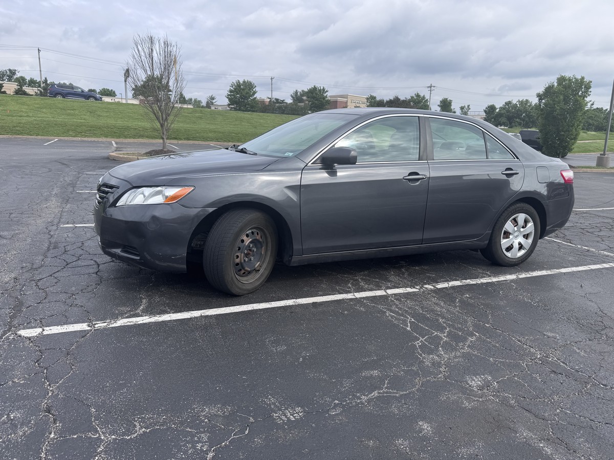 2009 Toyota Camry 2.4 Auto LE's photo