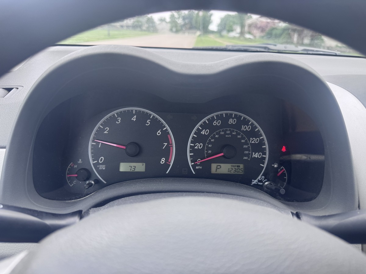2010 TOYOTA Corolla