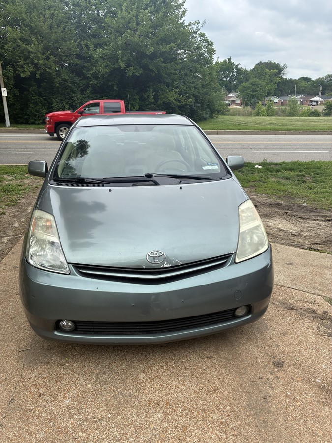 2005 Toyota Prius -'s photo