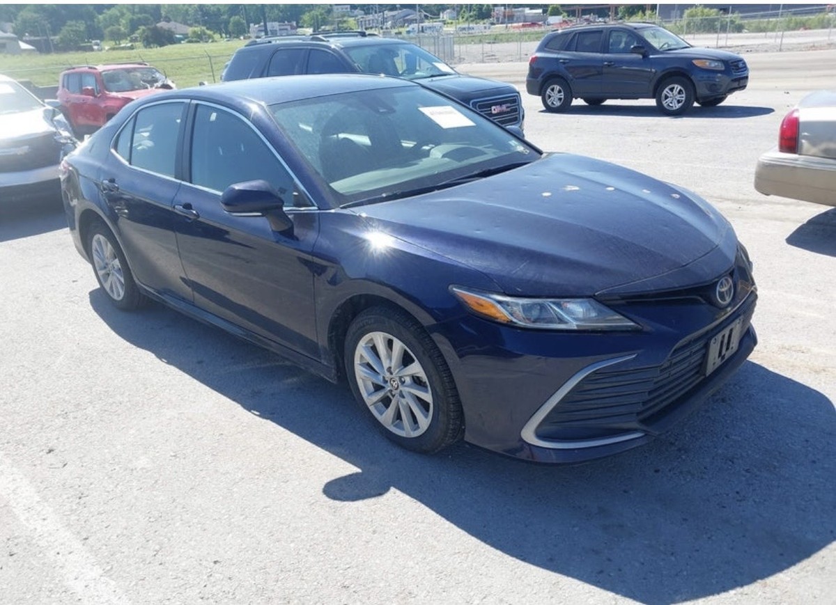 2021 TOYOTA Camry