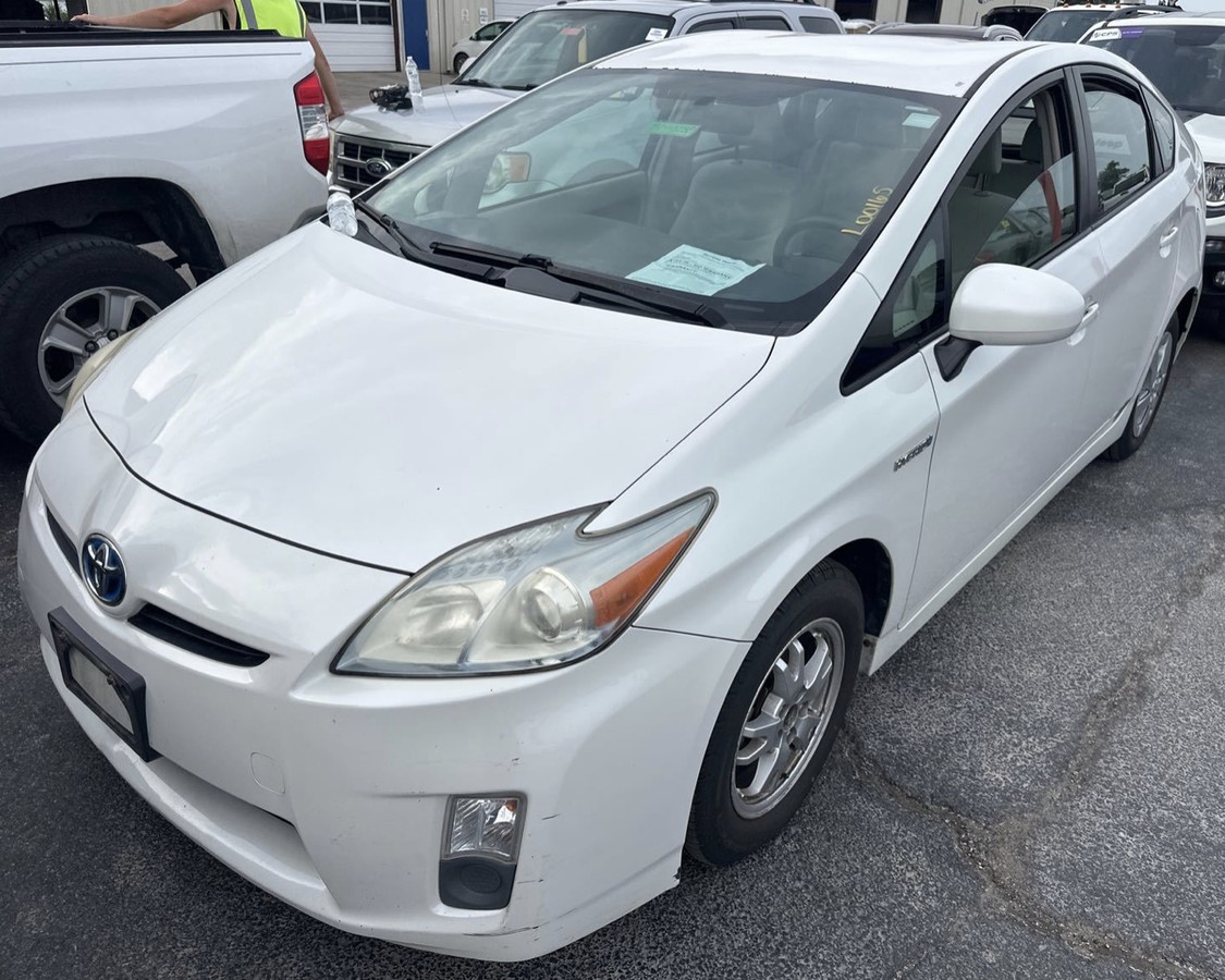 2010 TOYOTA Prius