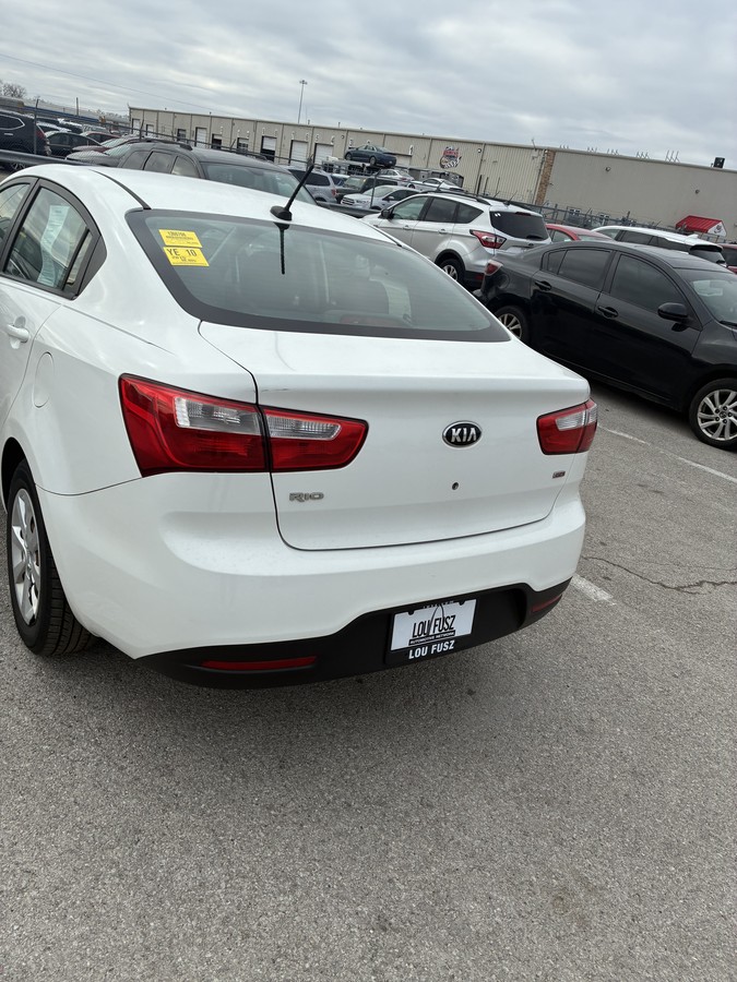 2015 KIA Rio