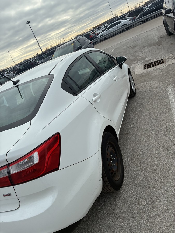 2015 KIA Rio